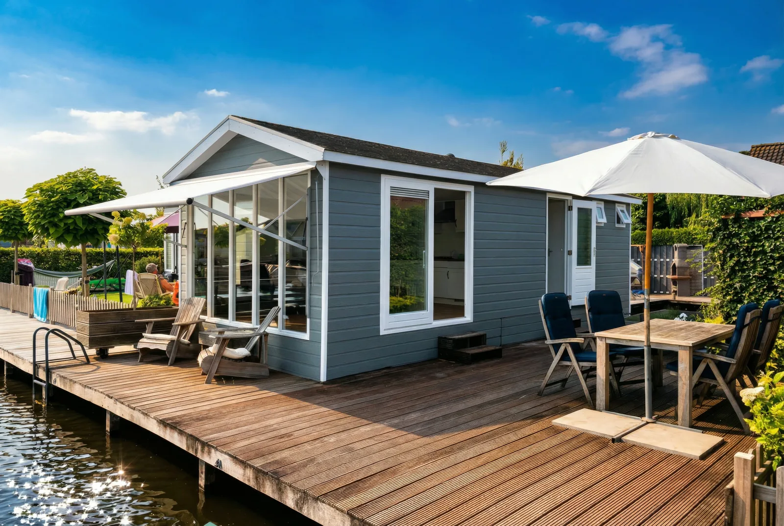 Breukelen · Seeterrasse — after HostRev enhancement